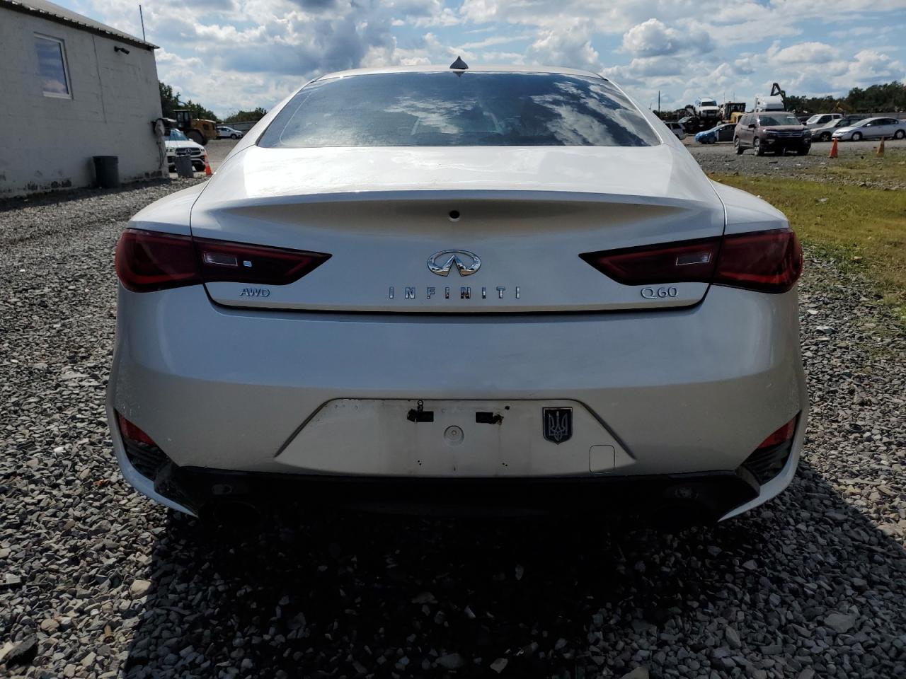 INFINITI Q60 PREMIUM