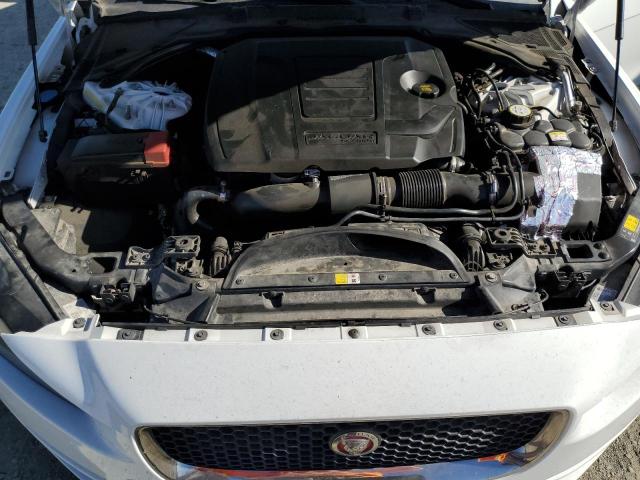 2018 JAGUAR XE SAJAR4FX8JCP33842
