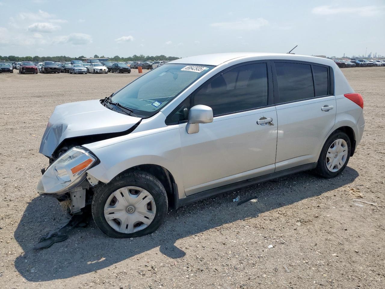 NISSAN VERSA S