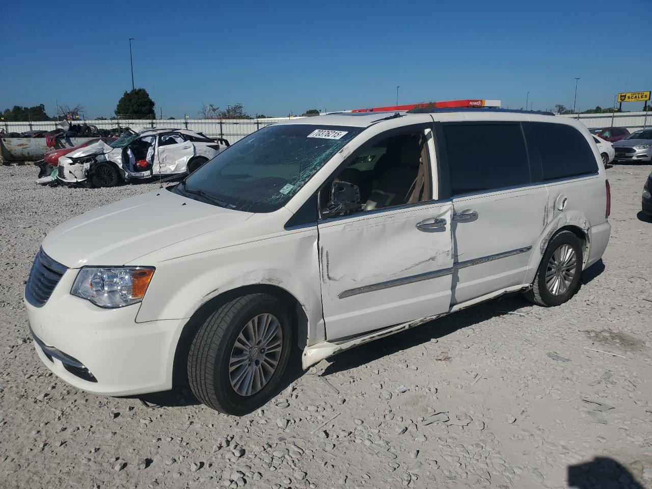 CHRYSLER TOWN & COUNTRY LIMITED