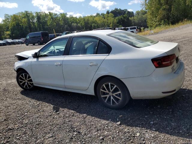 2018 VOLKSWAGEN JETTA SE - 3VWDB7AJ2JM256924