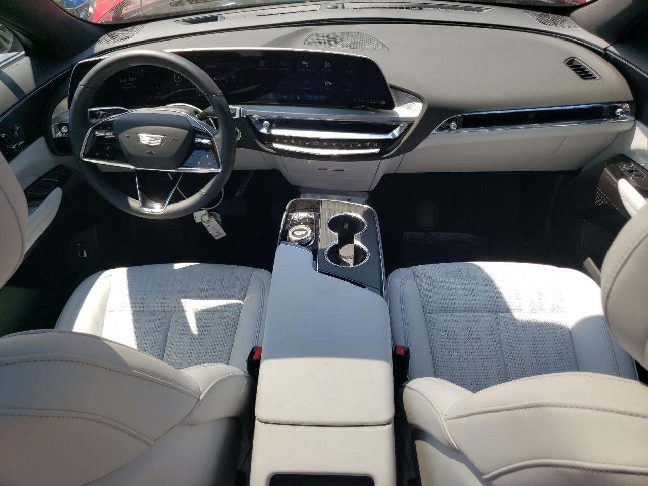 CADILLAC LYRIQ LUXURY