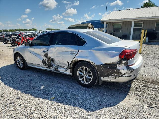 2017 VOLKSWAGEN PASSAT S 1VWAT7A35HC042880