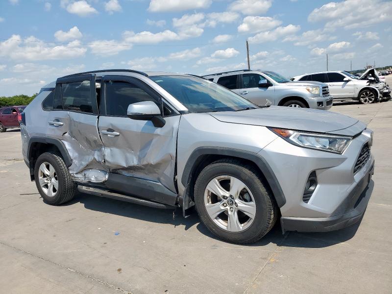 2019 TOYOTA RAV4 XLE - JTMW1RFV3KD025601