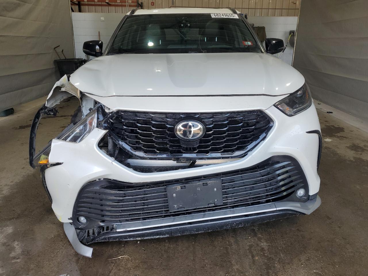 TOYOTA HIGHLANDER XSE