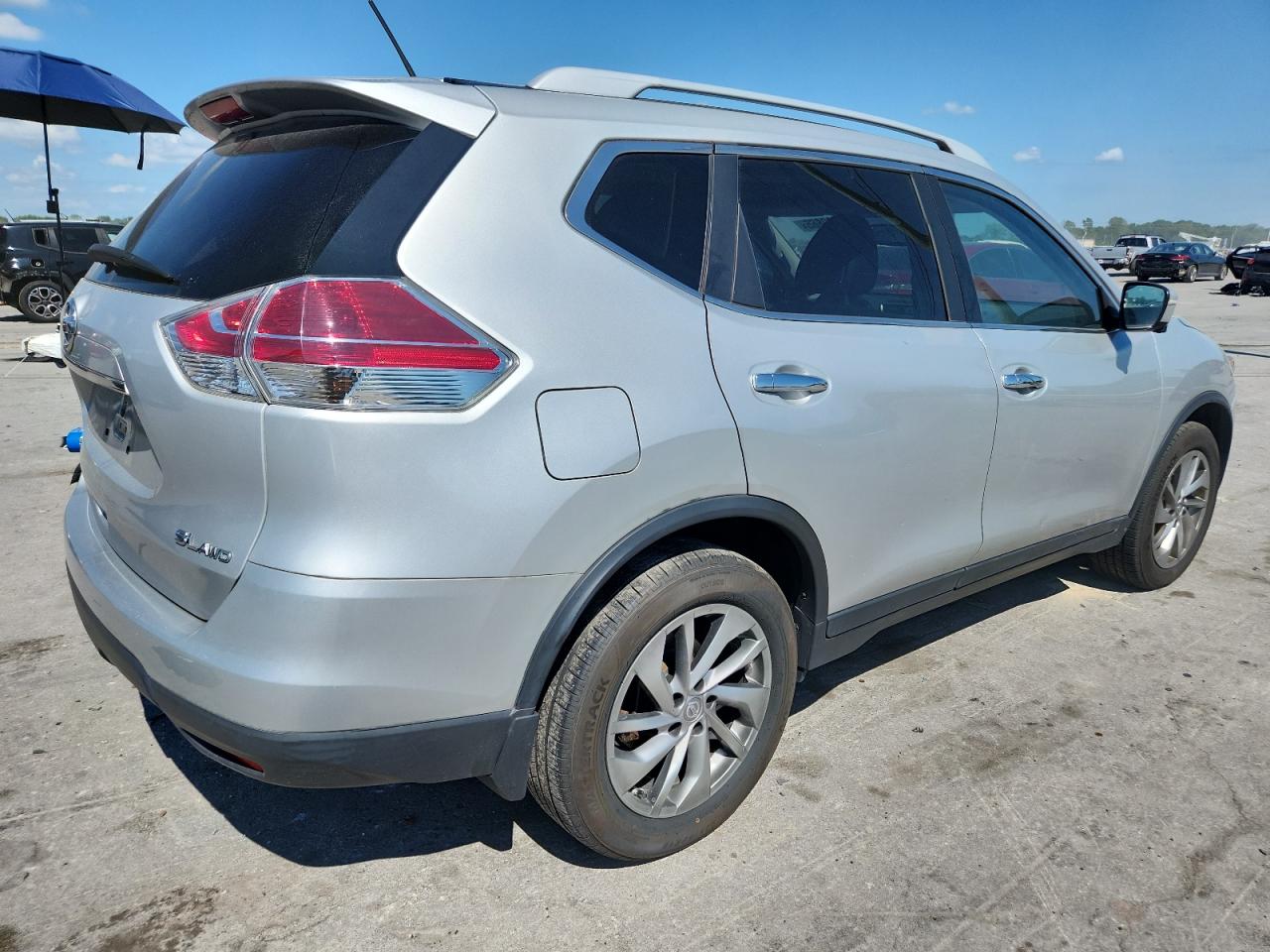 NISSAN ROGUE S