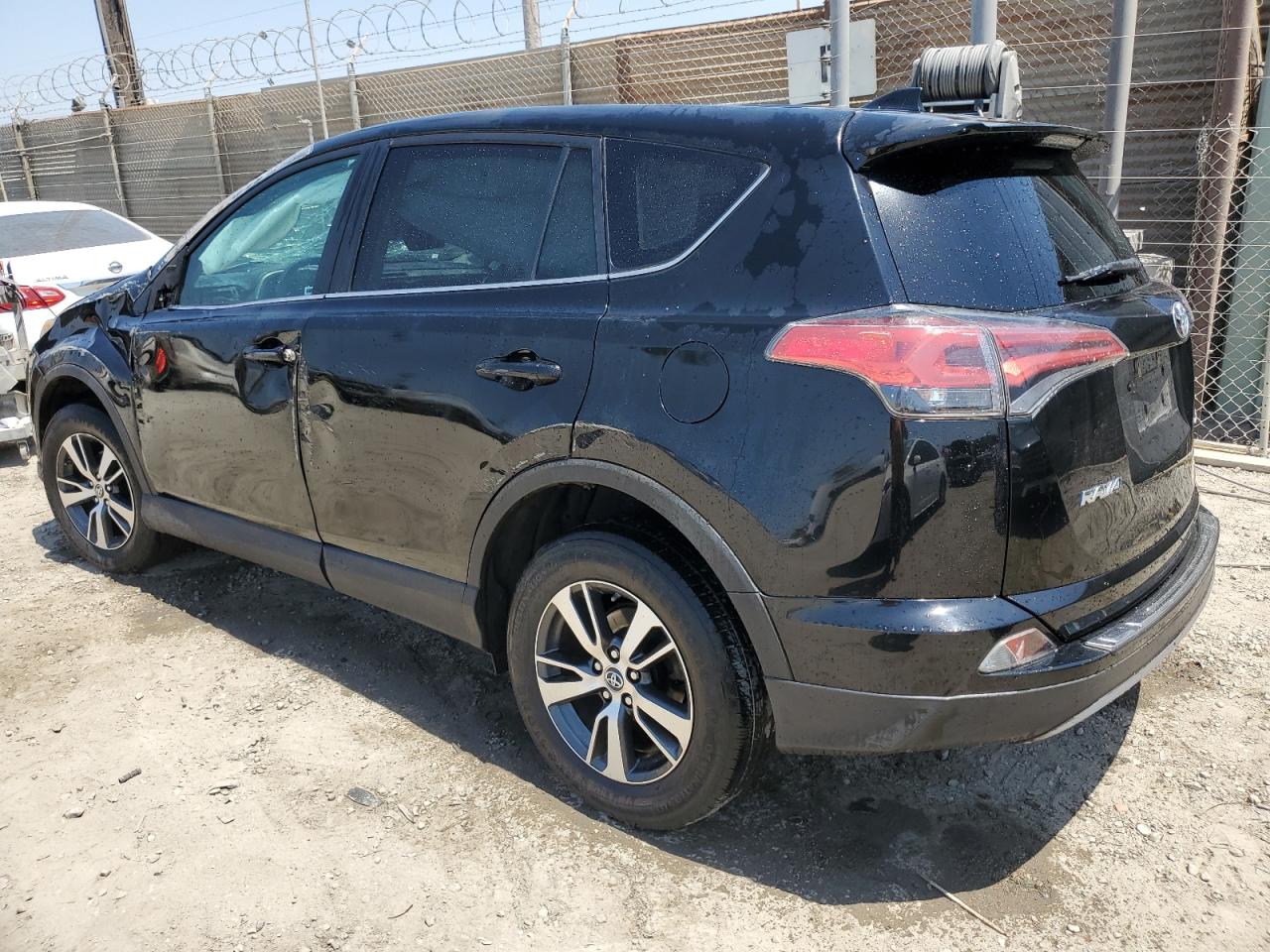TOYOTA RAV4 XLE