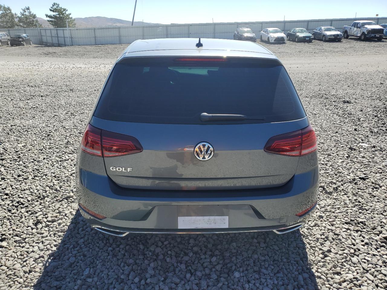 VOLKSWAGEN GOLF S