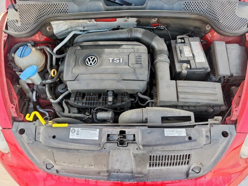 2016 VOLKSWAGEN BEETLE SE 3VWJ07AT9GM620629