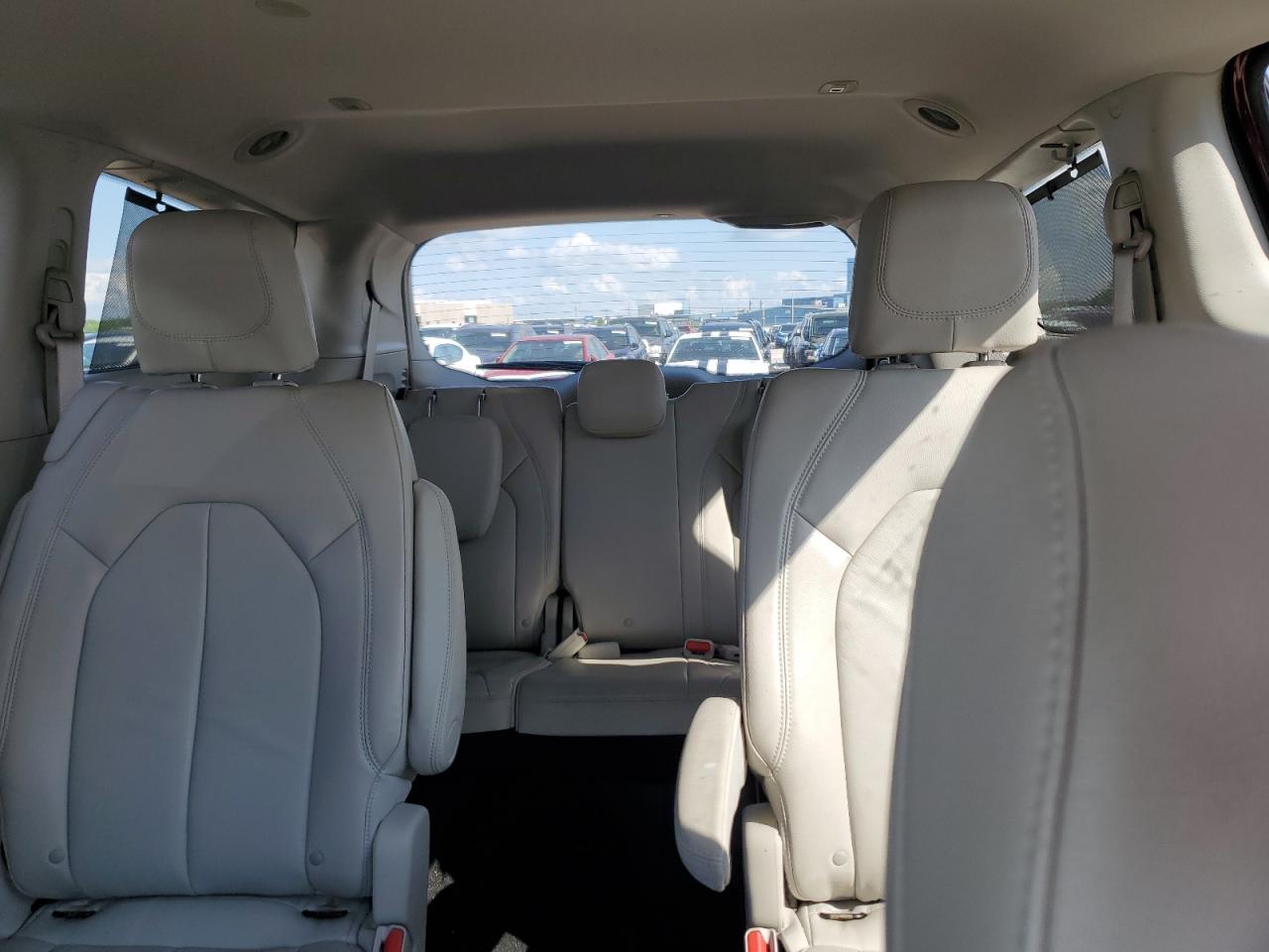 CHRYSLER PACIFICA TOURING L