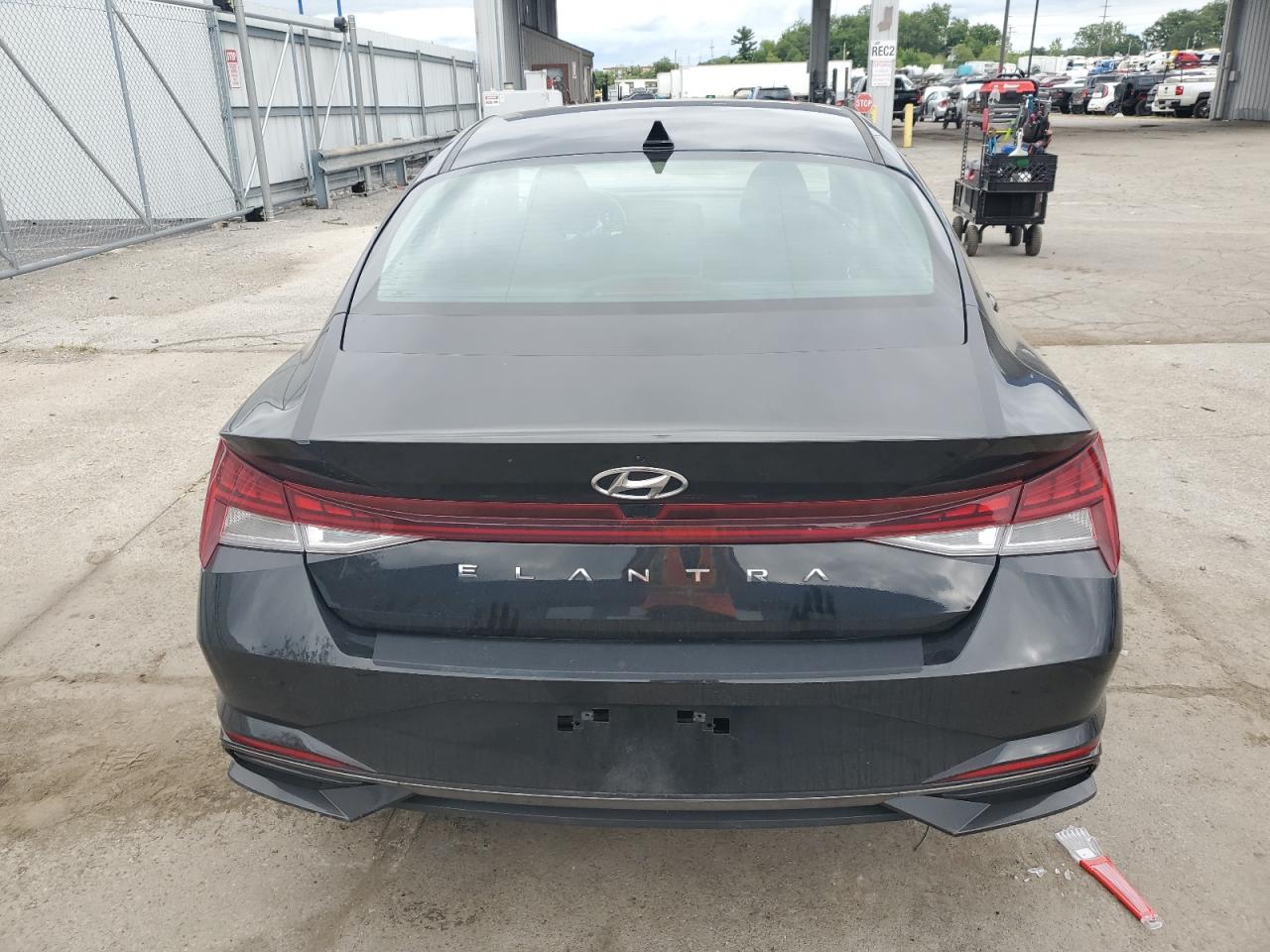 HYUNDAI ELANTRA SEL