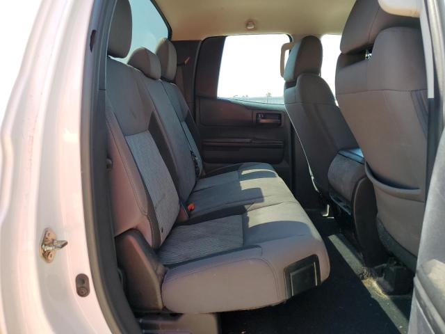 2016 TOYOTA TUNDRA DOU 5TFRM5F18GX102592