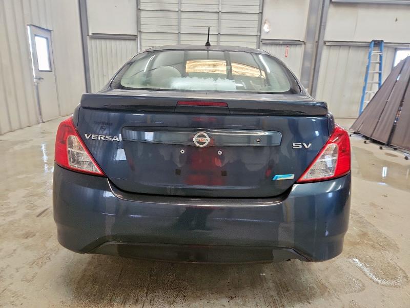 2015 NISSAN VERSA S 3N1CN7AP3FL837357
