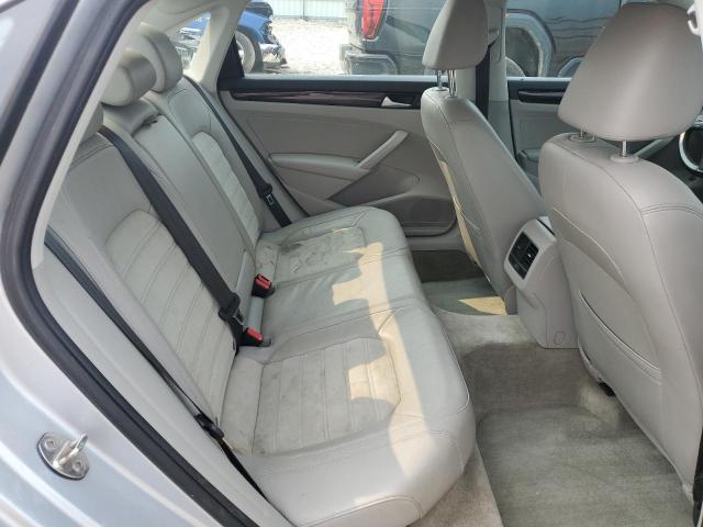 2015 VOLKSWAGEN PASSAT SEL 1VWCV7A36FC067836