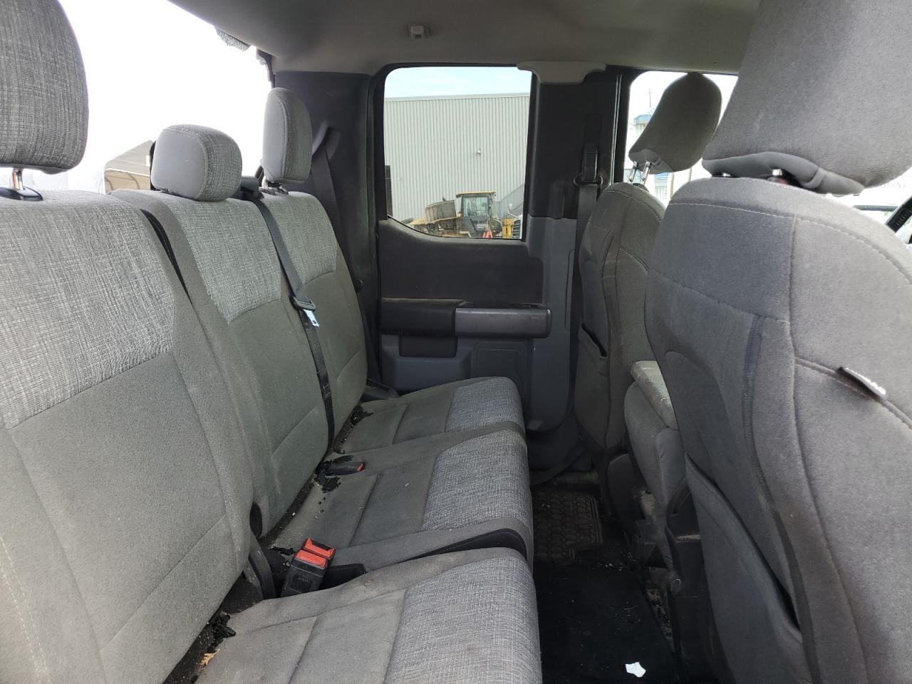 FORD F-150 SUPER CAB