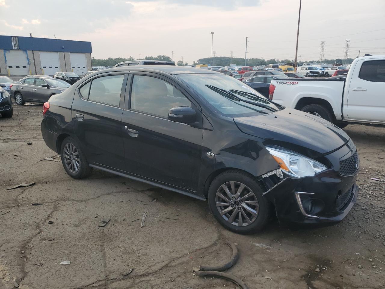 MITSUBISHI MIRAGE G4 SE