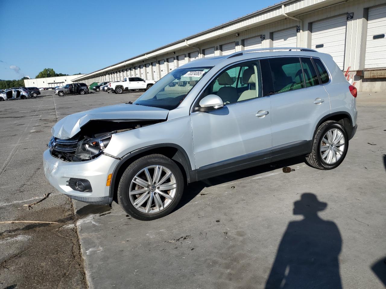  Salvage Volkswagen Tiguan