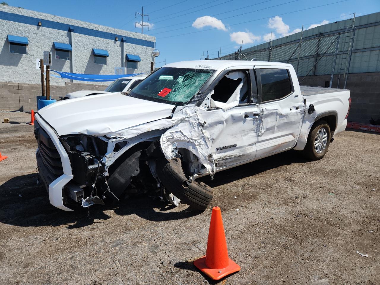 TOYOTA TUNDRA CREWMAX SR