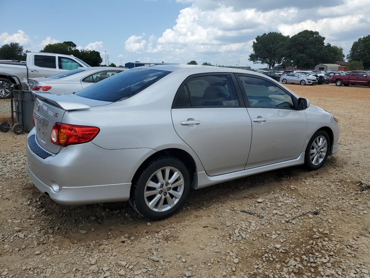TOYOTA COROLLA BASE