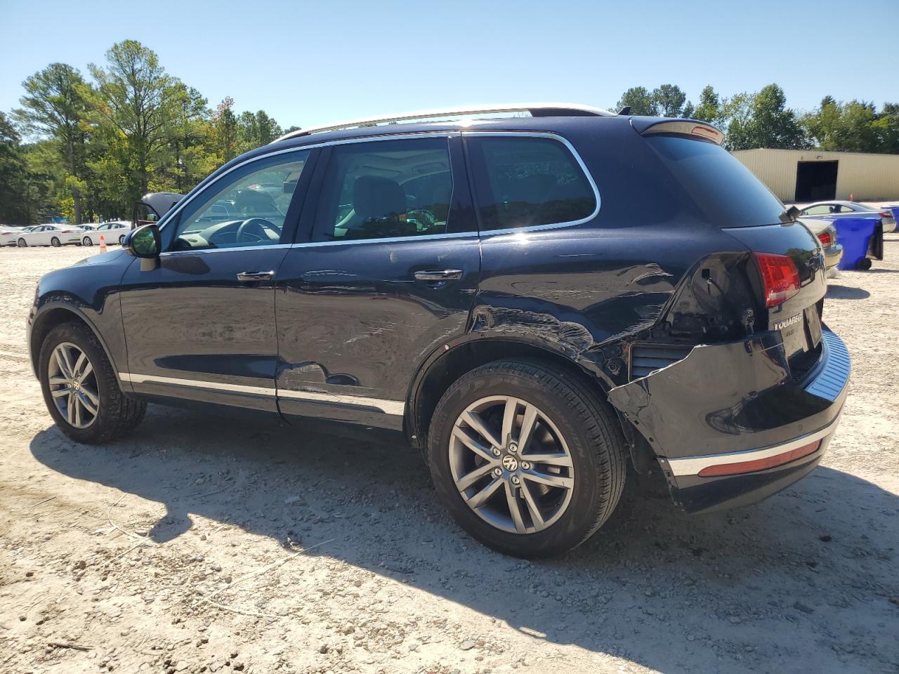 VOLKSWAGEN TOUAREG SPORT