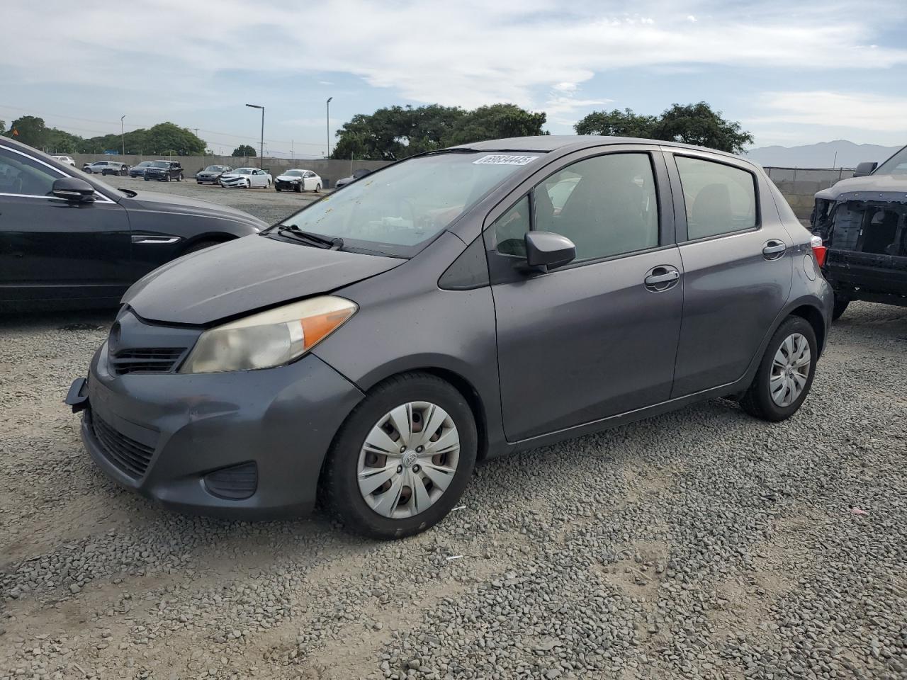 TOYOTA YARIS