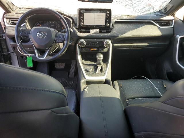 2019 TOYOTA RAV4 XSE JTMEWRFV6KJ021718