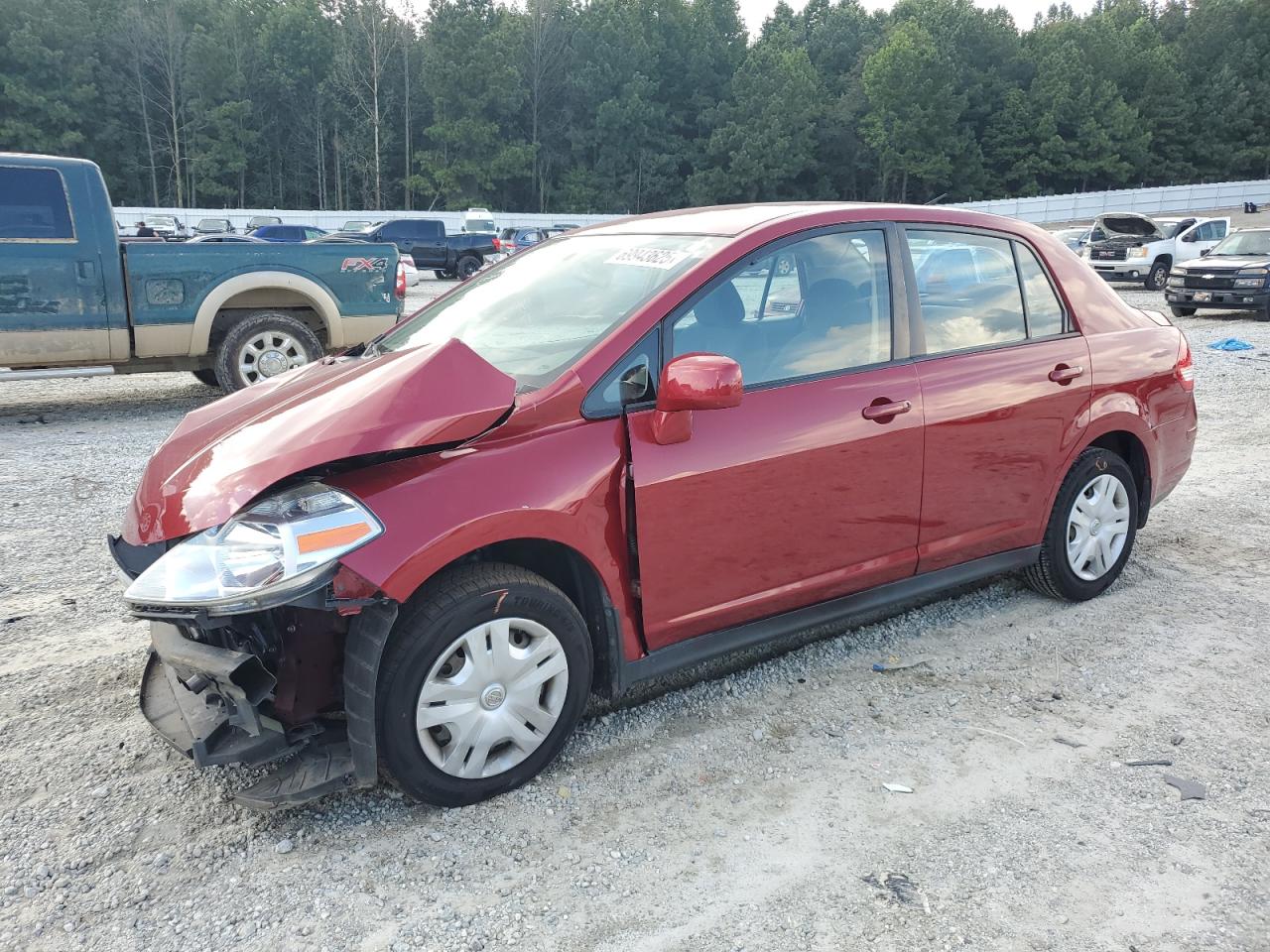 NISSAN VERSA S