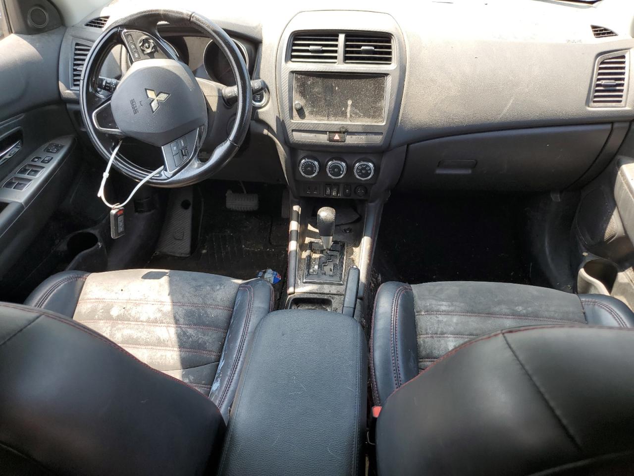 MITSUBISHI OUTLANDER ES