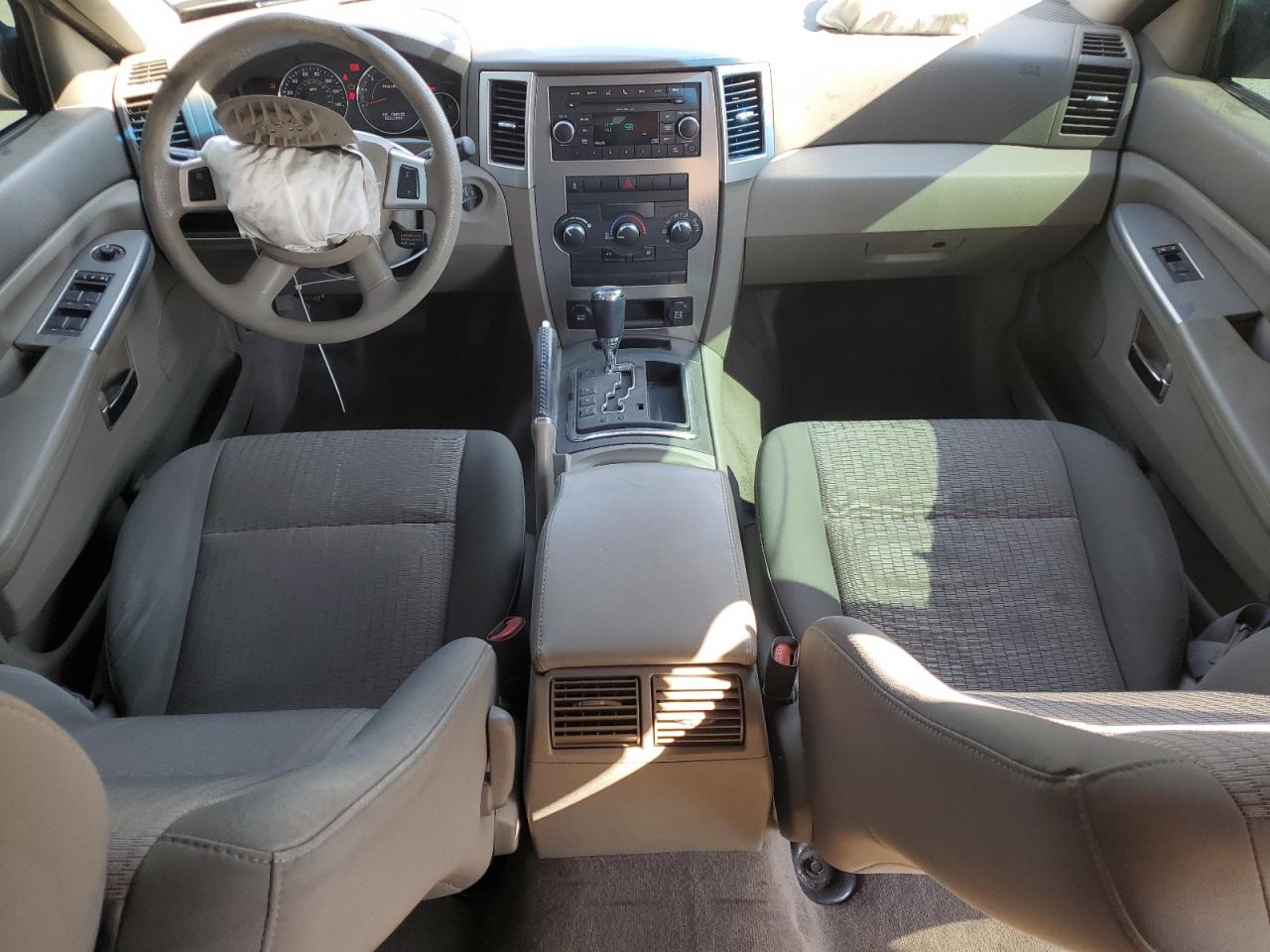 JEEP GRAND CHEROKEE LAREDO