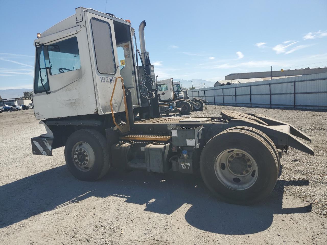 Lot #3229591175 2019 KALMAR OTTOWA T2