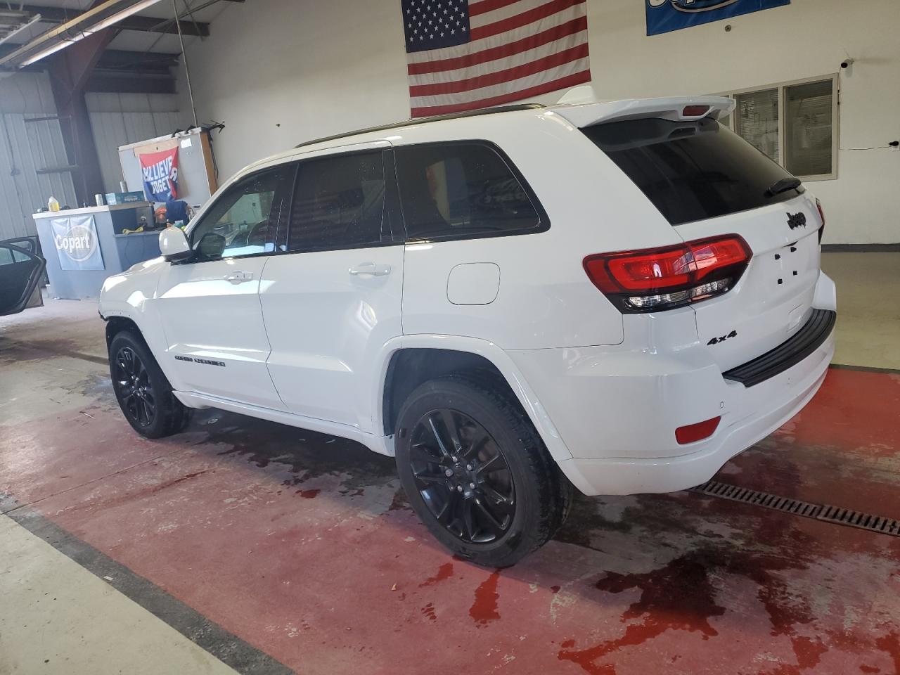 JEEP GRAND CHEROKEE LAREDO