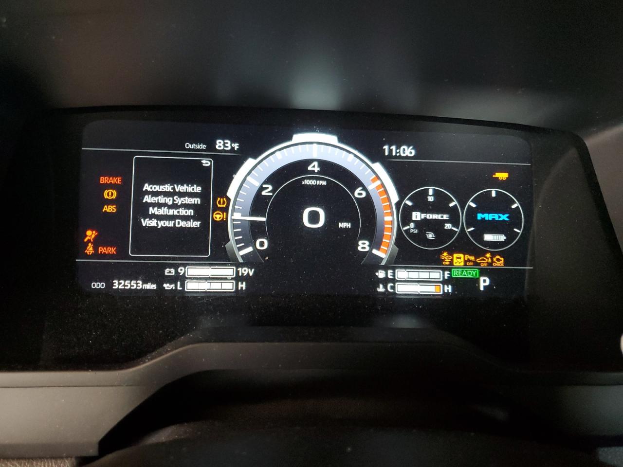 TOYOTA TUNDRA CREWMAX LIMITED