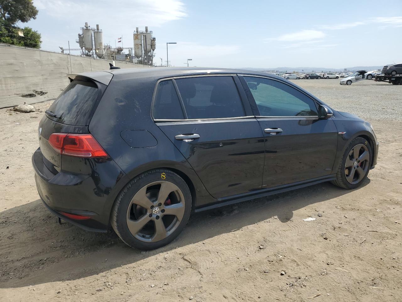 VOLKSWAGEN GOLF GTI S