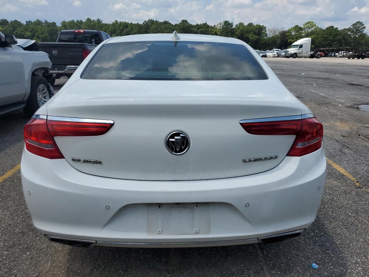 BUICK LACROSSE PREMIUM