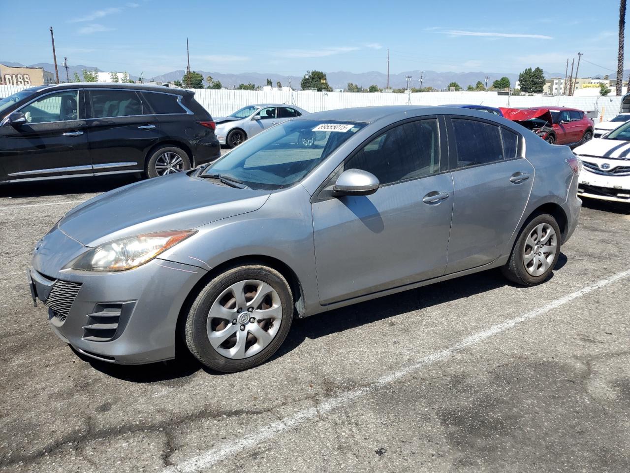 MAZDA 3 I