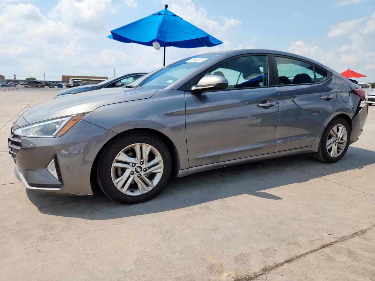 HYUNDAI ELANTRA SEL