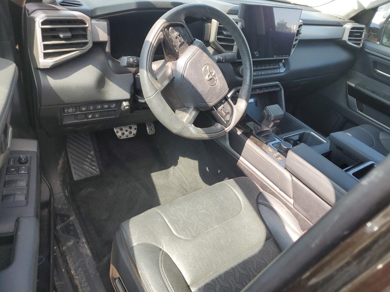 TOYOTA TUNDRA CREWMAX LIMITED