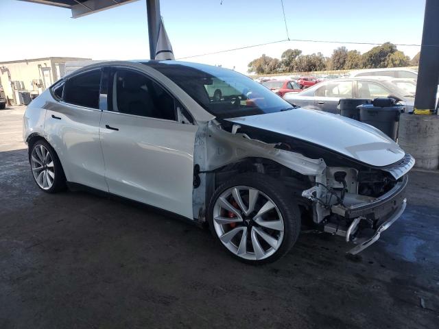 2020 TESLA MODEL Y 5YJYGDEE2LF028382