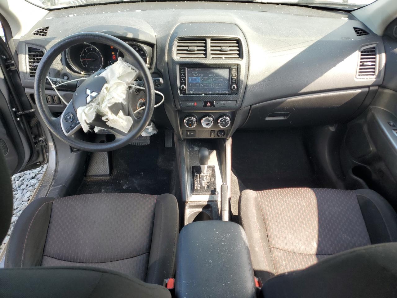 MITSUBISHI OUTLANDER ES