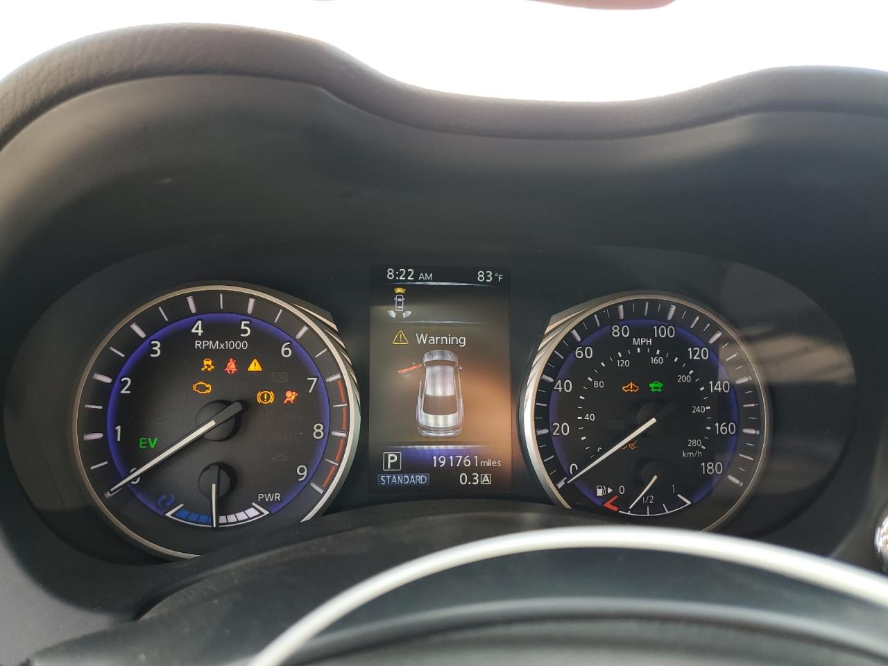 INFINITI Q50 HYBRID PREMIUM