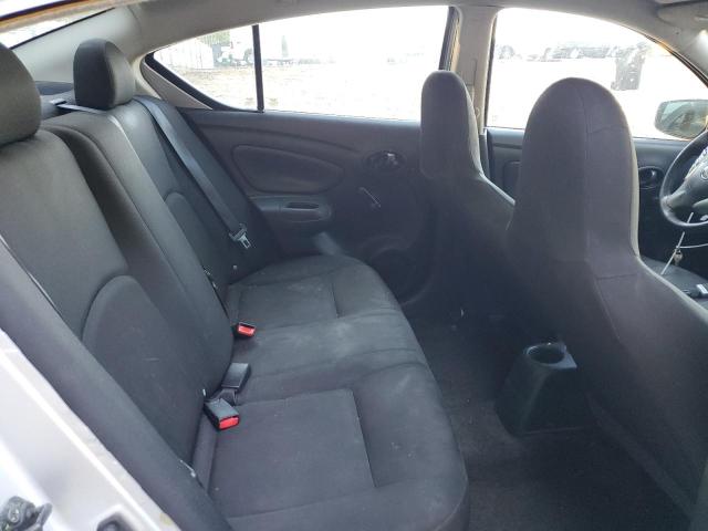 2016 NISSAN VERSA S 3N1CN7AP6GL887929