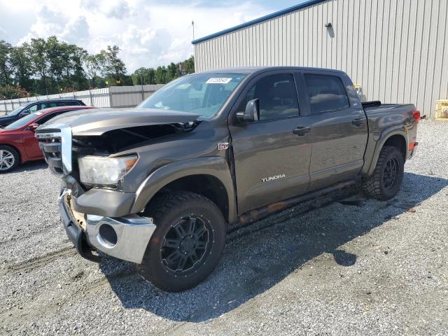 TOYOTA TUNDRA CREWMAX SR5