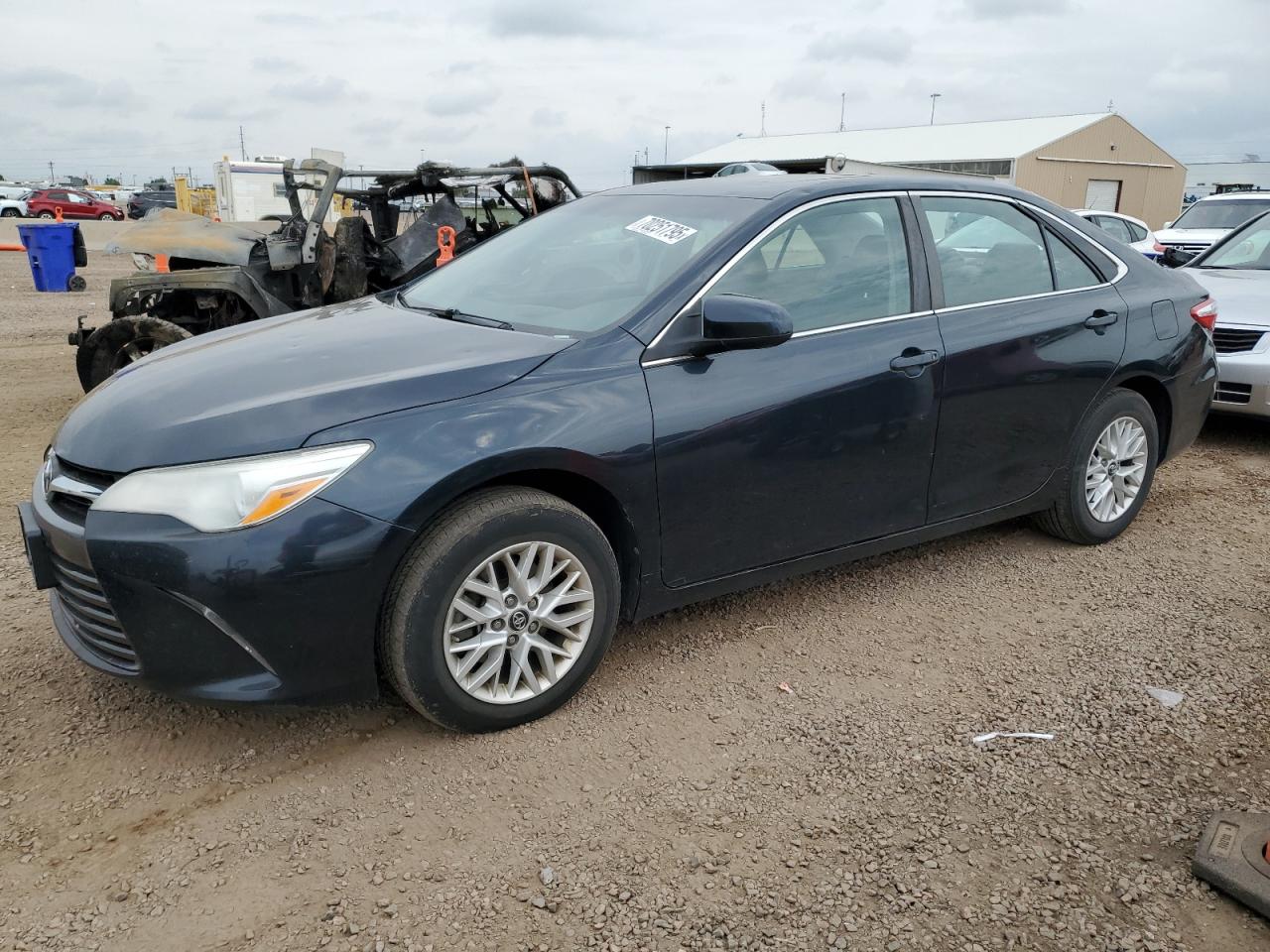 TOYOTA CAMRY LE
