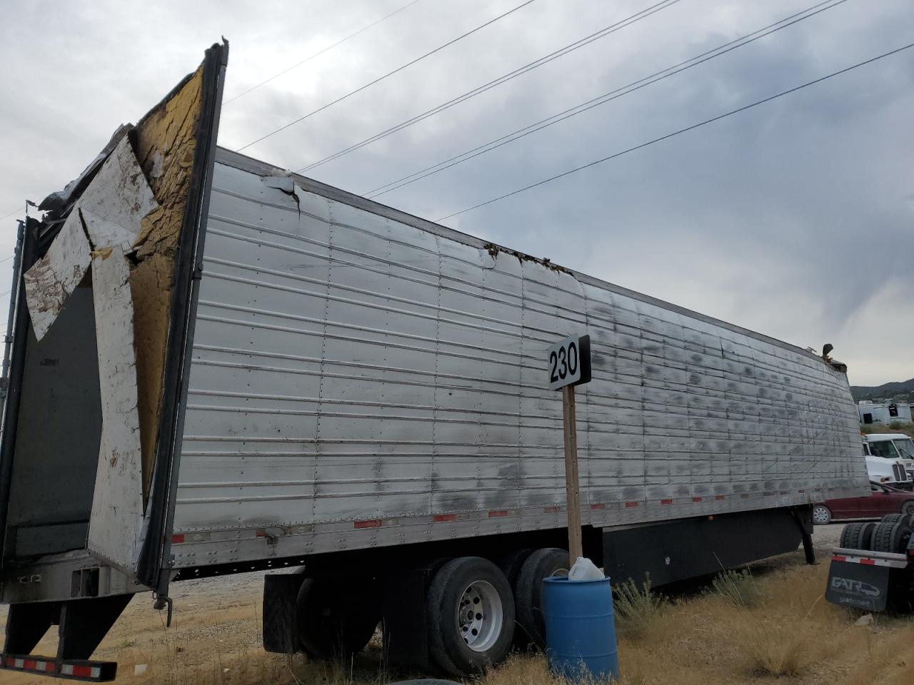 Lot #3270173791 2014 UTILITY VS2RA