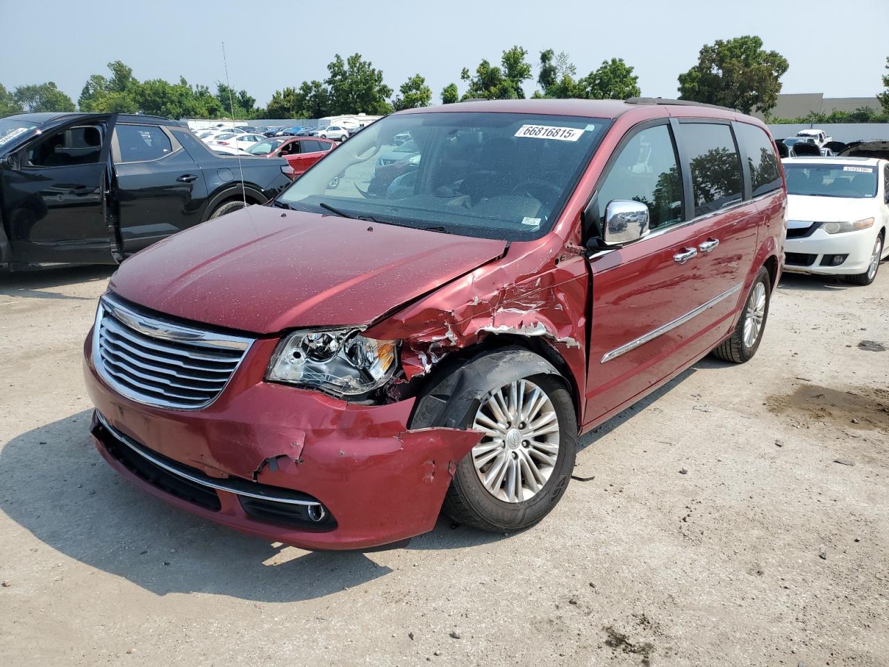 CHRYSLER TOWN & COUNTRY TOURING L