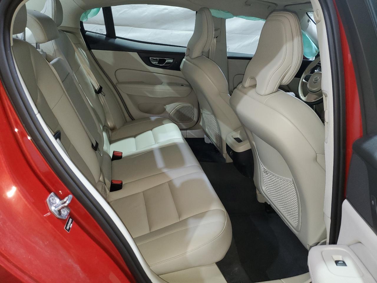 VOLVO S60 T6 MOMENTUM