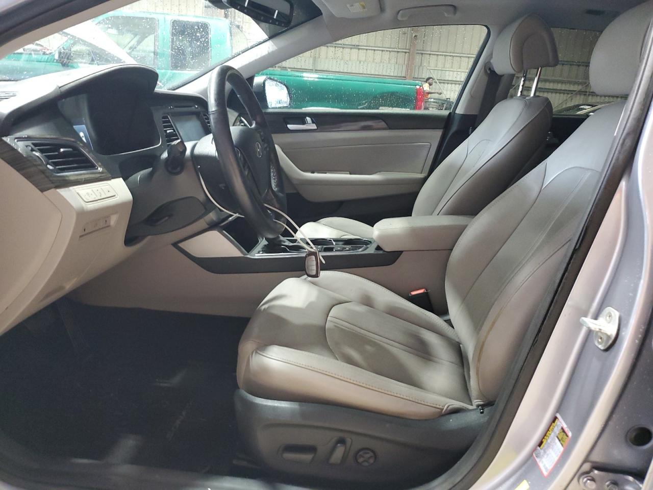 HYUNDAI SONATA SPORT