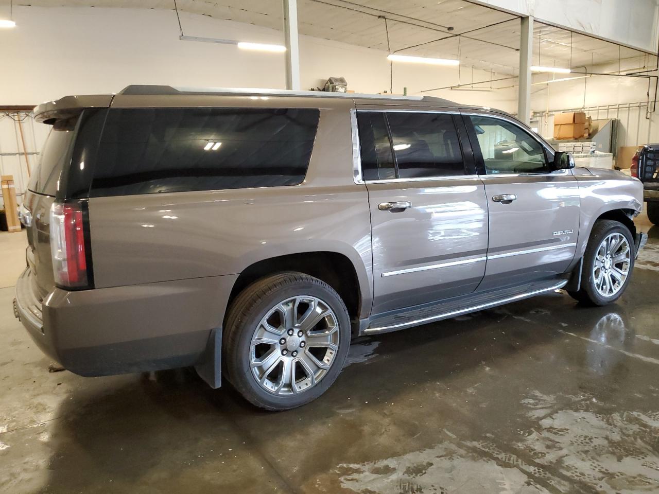 GMC YUKON DENALI