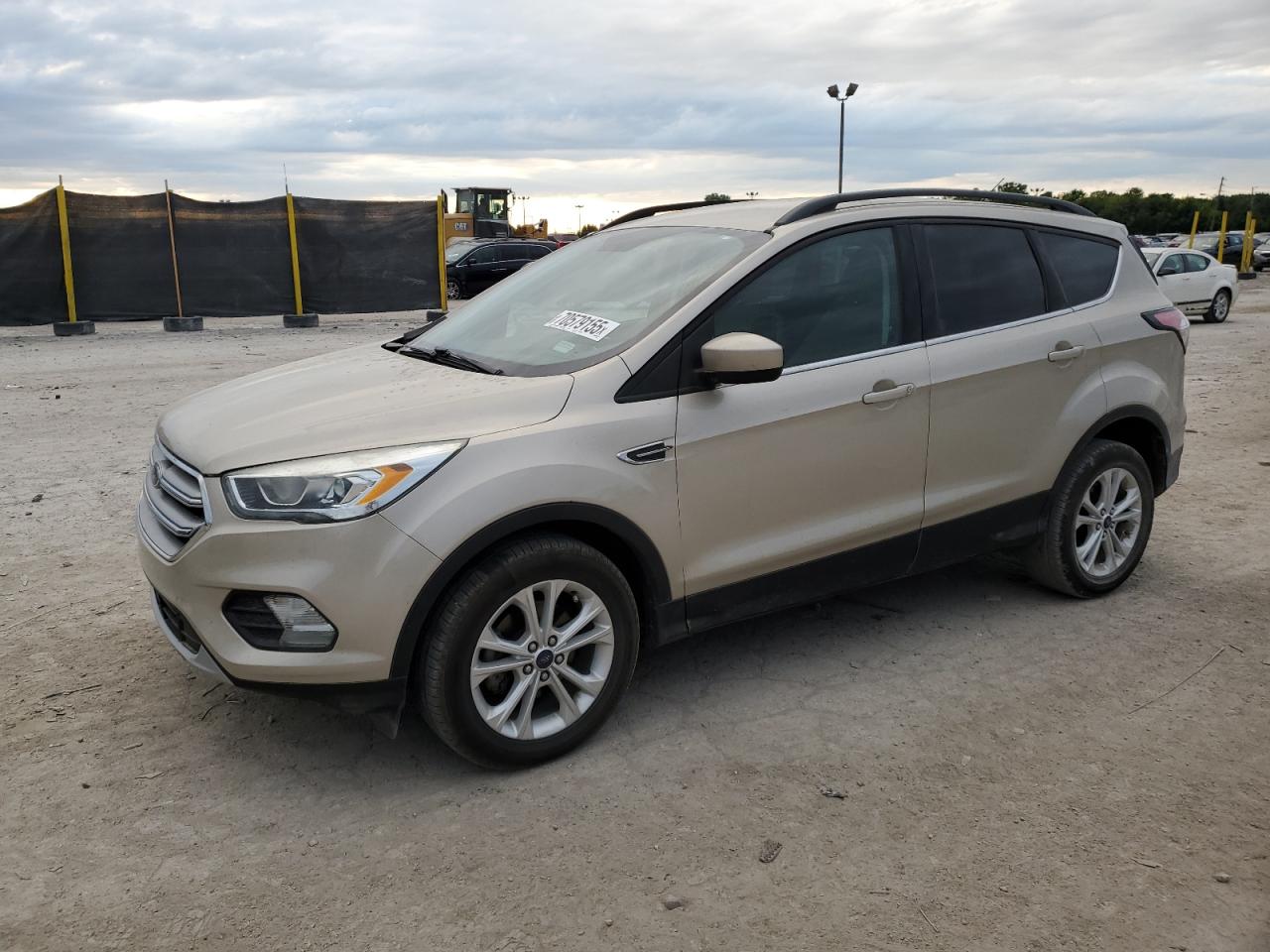 FORD ESCAPE SE