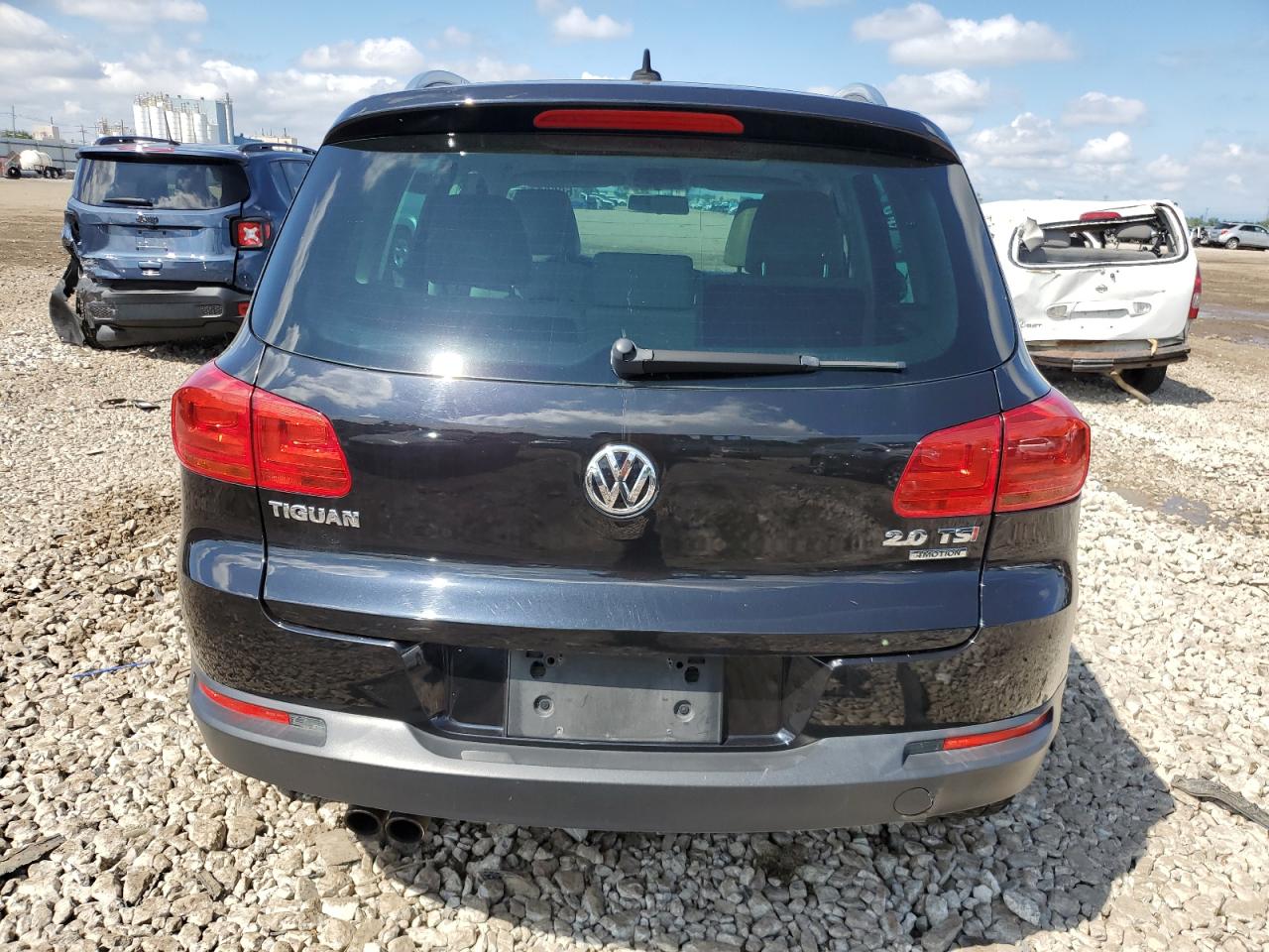 VOLKSWAGEN TIGUAN S